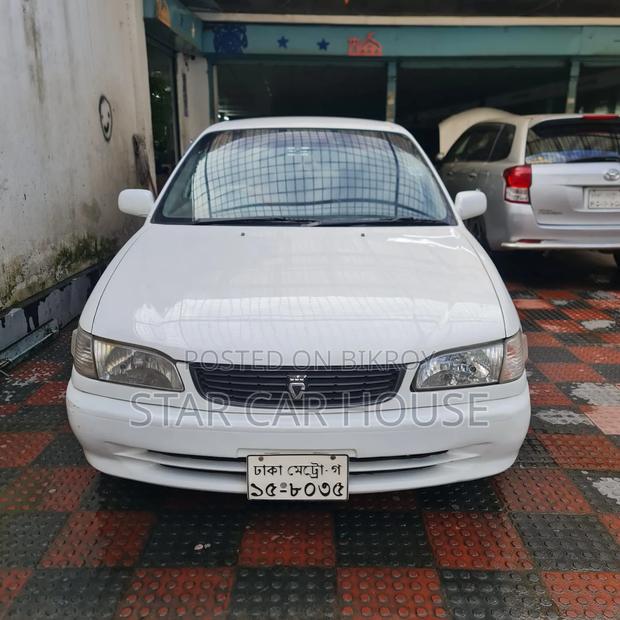 Toyota Corolla 1998 White