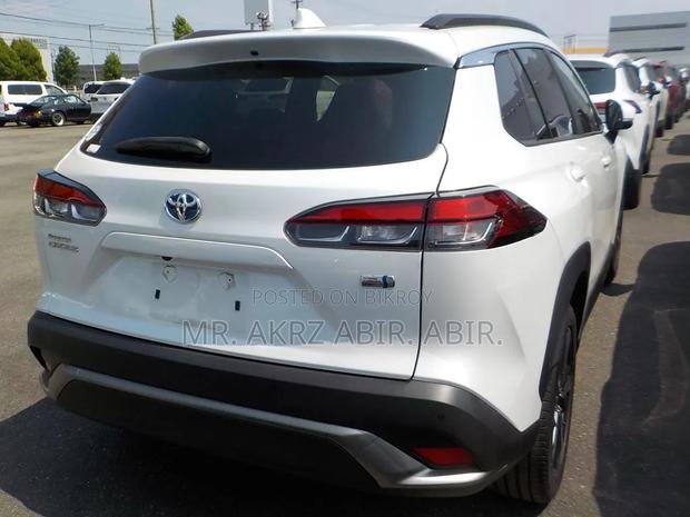 Toyota Corolla Cross 2023 Pearl