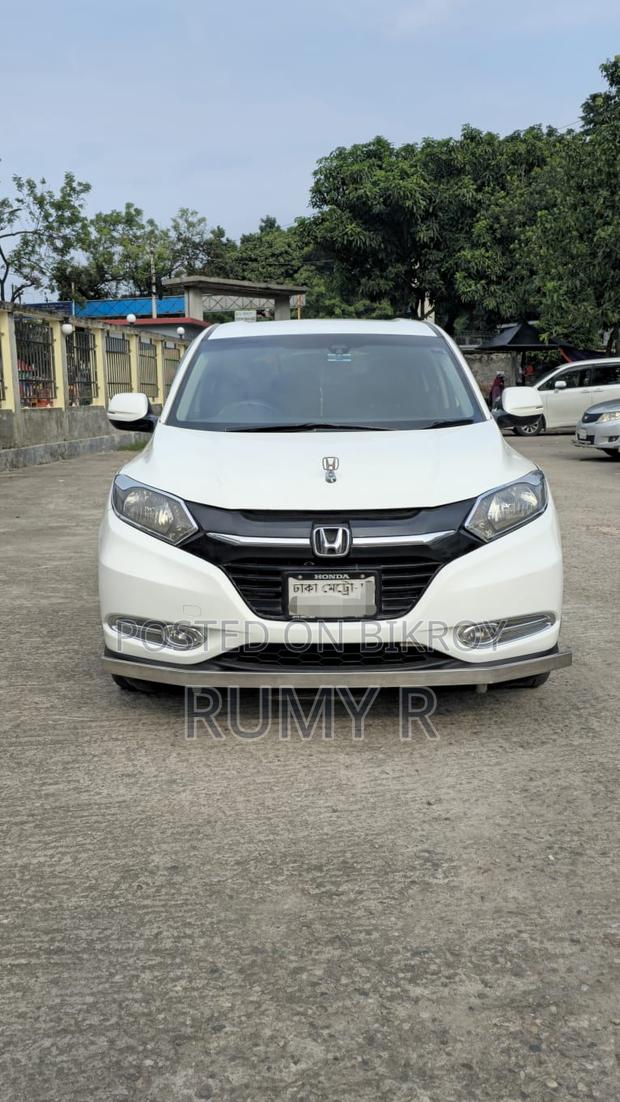 Honda Vezel 1.5 2WD 2014 Pearl