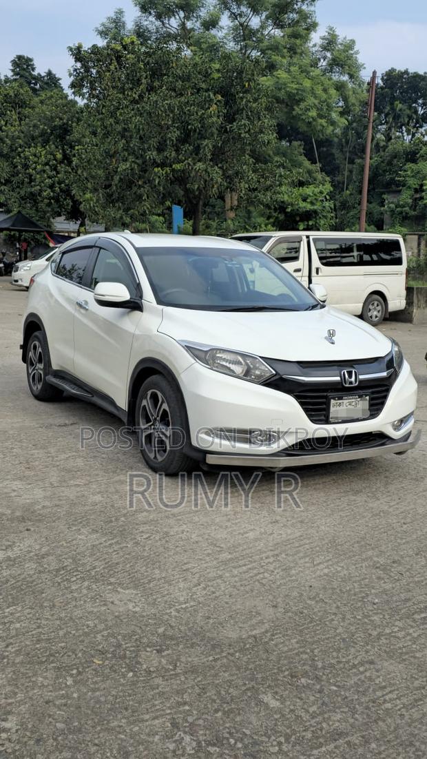 Honda Vezel 1.5 2WD 2014 Pearl