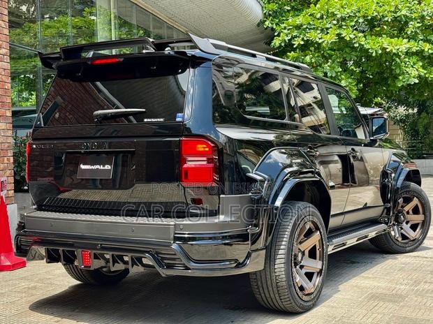 New Toyota Land Cruiser Prado 2.7 2024 Black