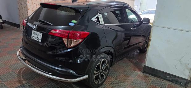 Honda Vezel 1.5 2WD 2015 Black