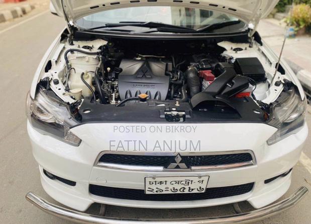 Mitsubishi Lancer 2010 Pearl
