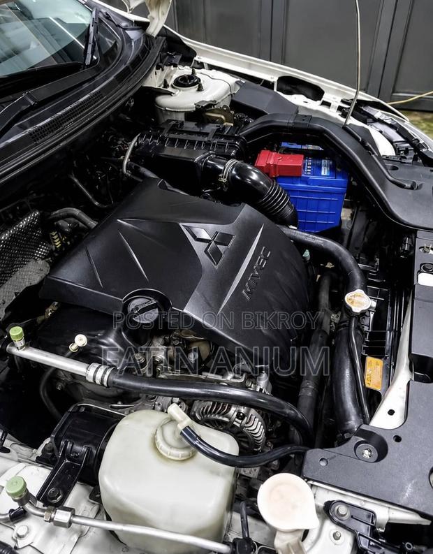 Mitsubishi Lancer 2010 Pearl