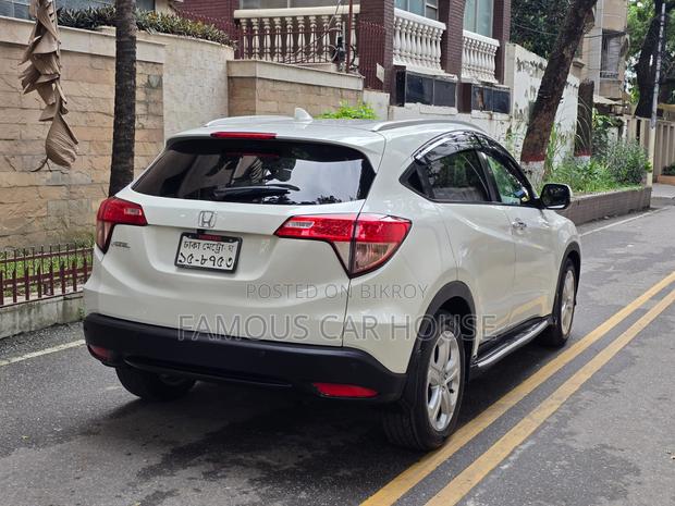 Honda Vezel 1.5 2WD 2014 Pearl
