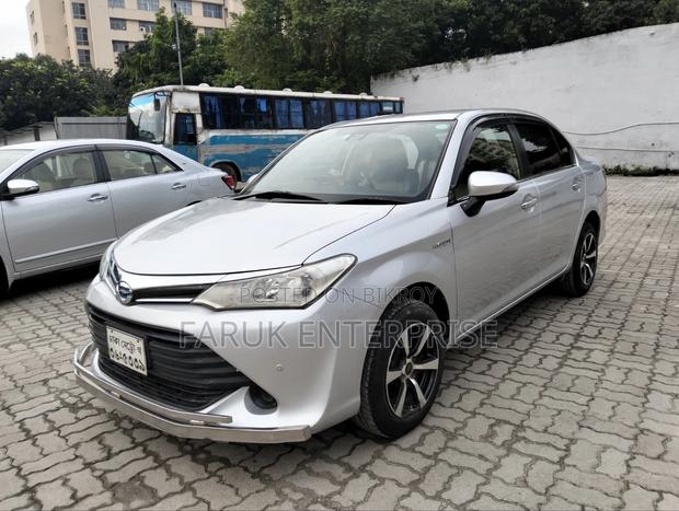 Toyota Axio 2016 Silver