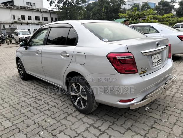 Toyota Axio 2016 Silver
