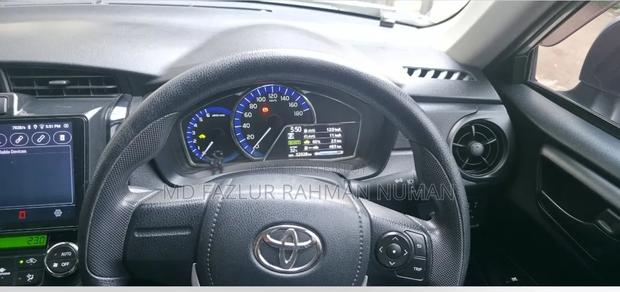 Toyota Axio 1.5 Hybrid 2WD 2015 Silver