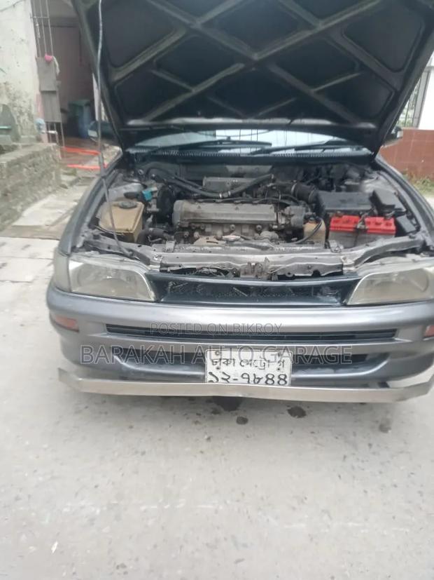 Toyota Corolla 1995 Gray