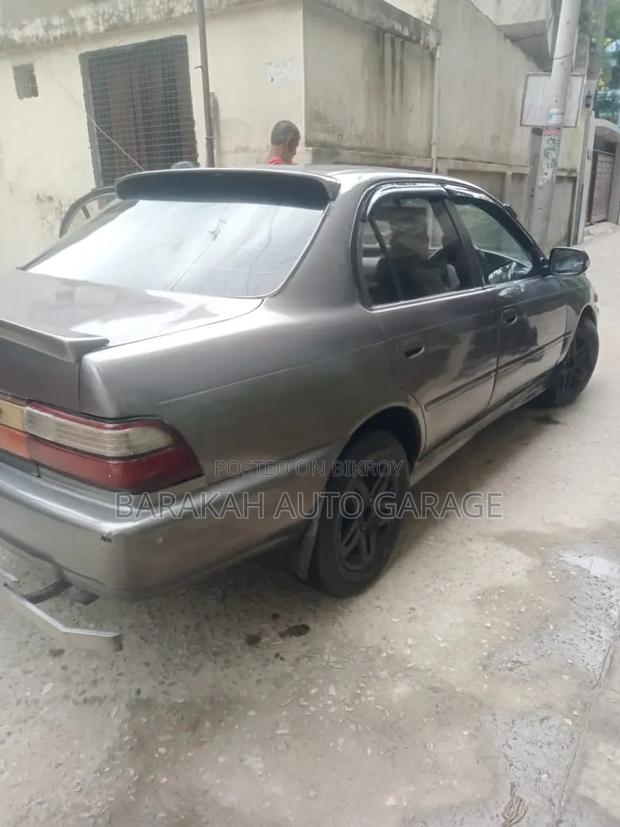Toyota Corolla 1995 Gray
