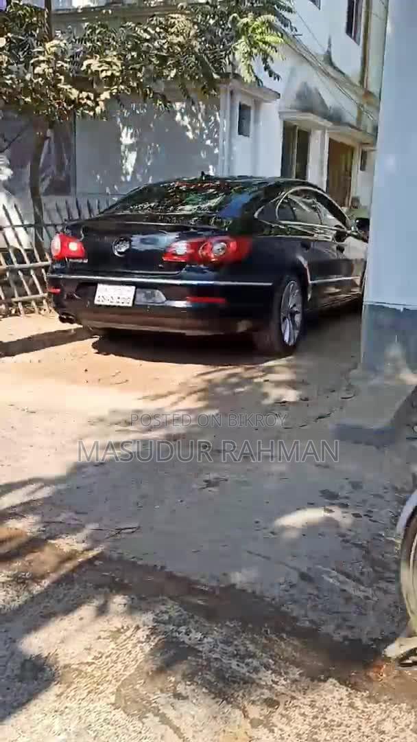 Volkswagen Passat 2010 Black