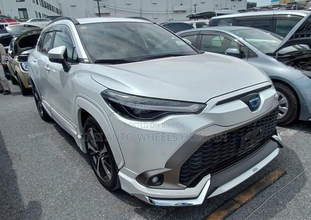 Toyota Corolla Cross 1.8 Hybrid FWD 2022 Pearl
