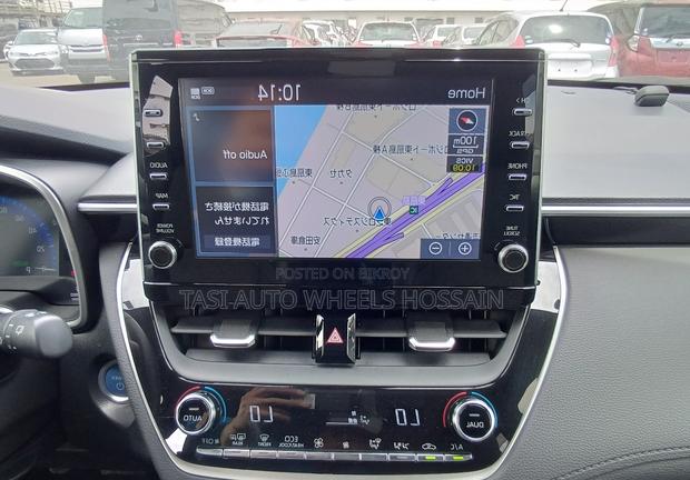 Toyota Corolla Cross 1.8 Hybrid FWD 2022 Pearl