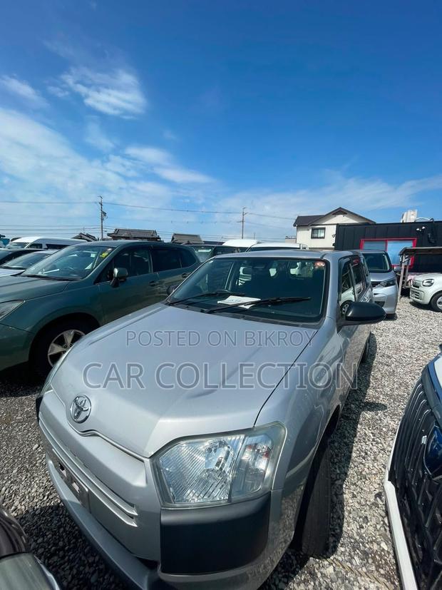 Toyota Probox 1.5 F 2WD 2021 Silver