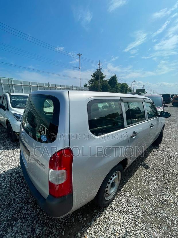 Toyota Probox 1.5 F 2WD 2021 Silver