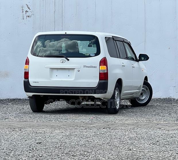 Toyota Probox 1.5 F 2WD 2021 White