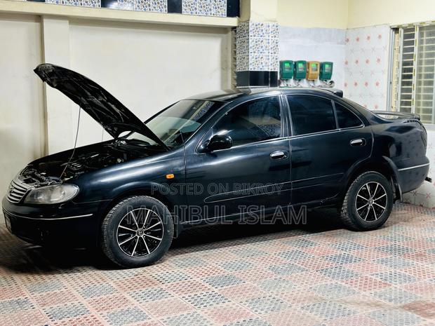 Nissan Sunny B15 Sedan 1.5 2004 Black