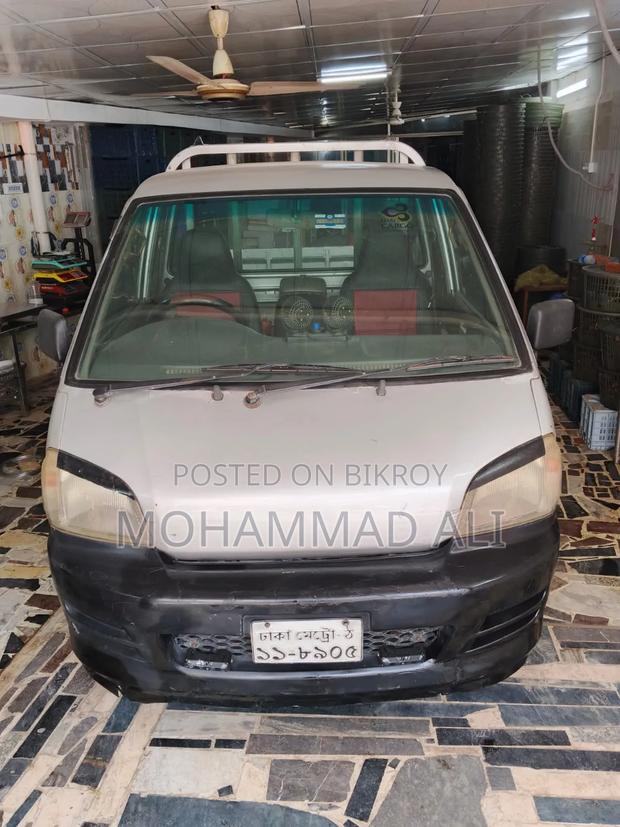 Toyota Lite-Ace 2002 Silver