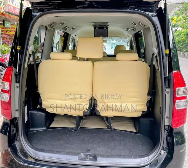 Toyota Noah 2011 Black