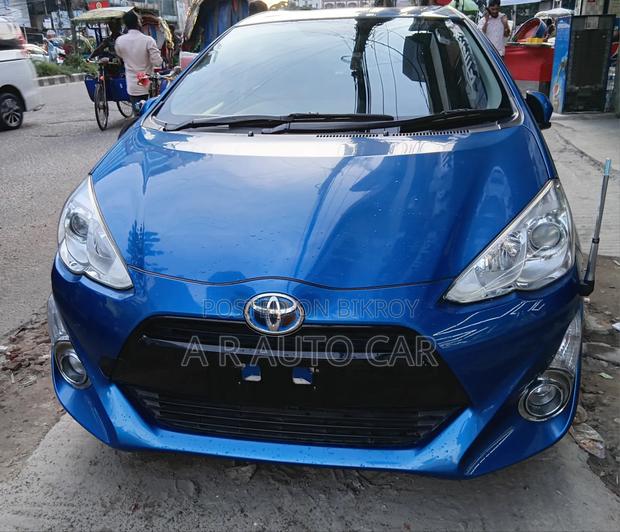 Toyota Aqua 2016 Blue