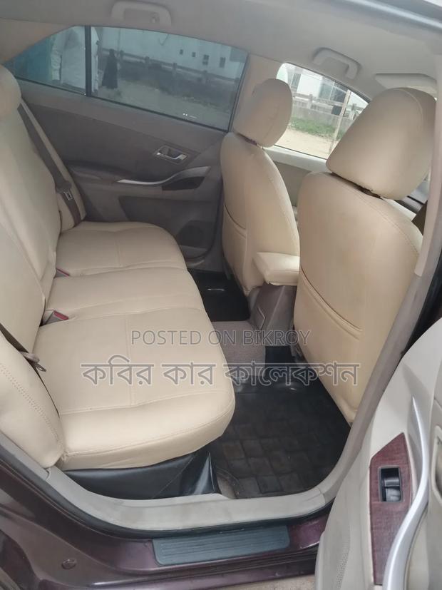 Toyota Premio 2012 Maroon