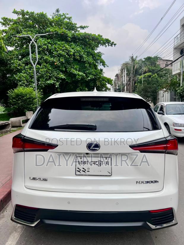 Lexus NX 300h FWD 2018 Pearl