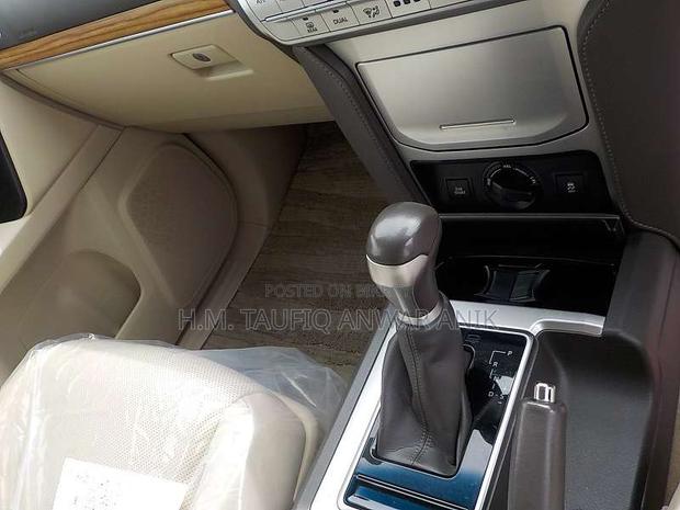 Toyota Land Cruiser Prado 2.7 2021 Pearl