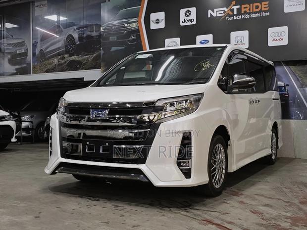 Toyota Noah 1.8 FWD Hybrid (7 Seater) 2021 Pearl