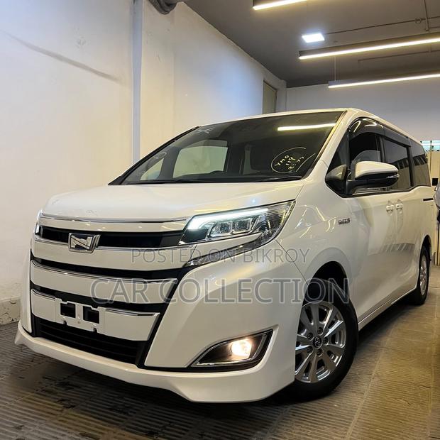 Toyota Noah 2021 Pearl