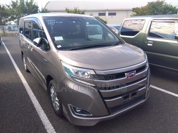 Toyota Noah 2021 Brown
