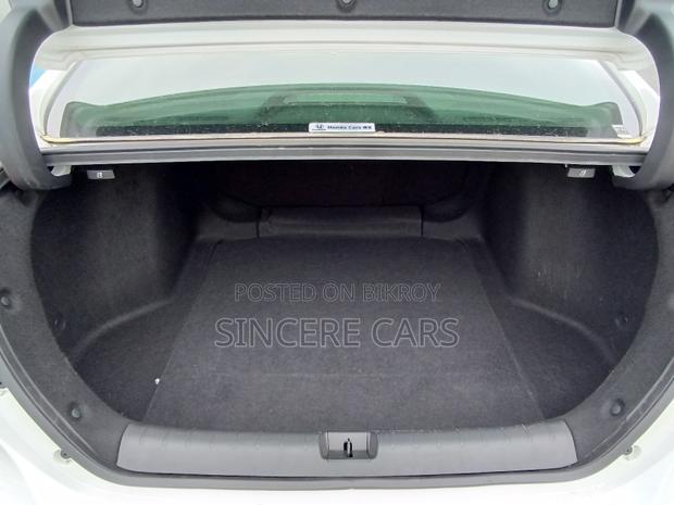 Honda Insight EX 2021 Pearl