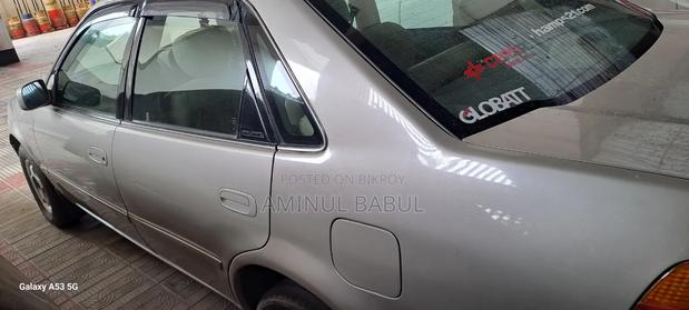 Toyota Sprinter 1998 Gold