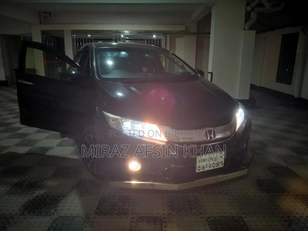 Honda Grace 2016 Black