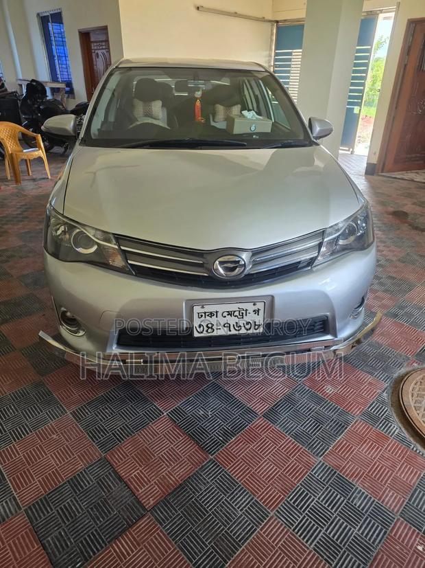 Toyota Axio 2012 Silver