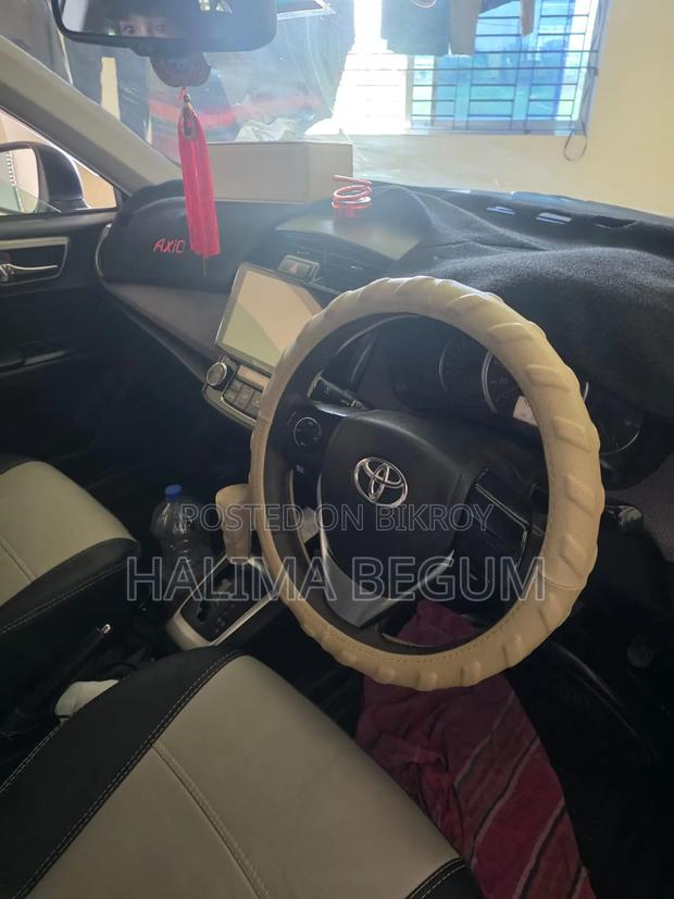 Toyota Axio 2012 Silver