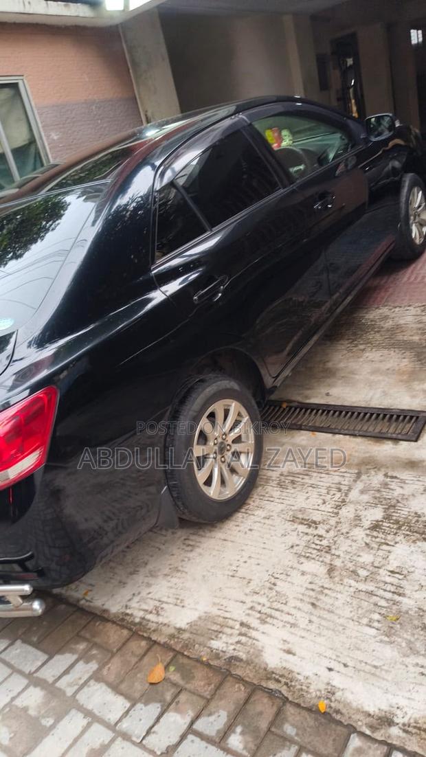 Toyota Allion 2012 Black