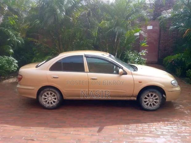 Nissan Sunny 2025 Gold