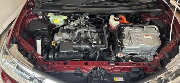 Toyota Axio 1.5 Hybrid G 2WD 2018 Red