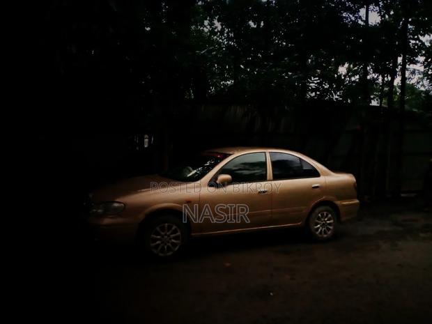 Nissan Sunny 2025 Gold