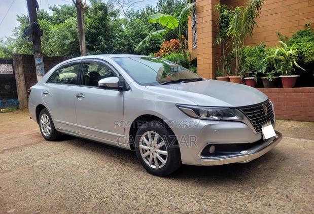 Toyota Premio 1.5 FWD 2017 Silver