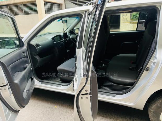 Toyota Probox 2010 Silver