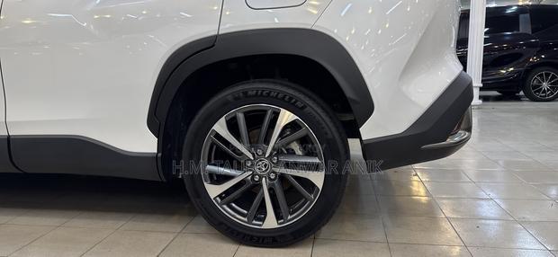 Toyota Corolla APEX XSE 2022 Pearl