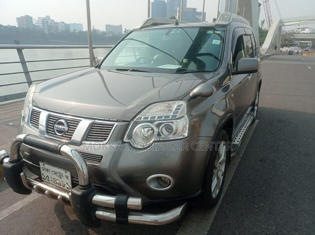 Nissan X-Trail 2011 Gray