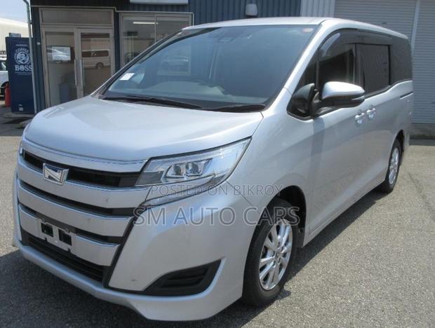 Toyota Noah 1.8 FWD Hybrid (7 Seater) 2021 Silver