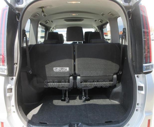 Toyota Noah 1.8 FWD Hybrid (7 Seater) 2021 Silver