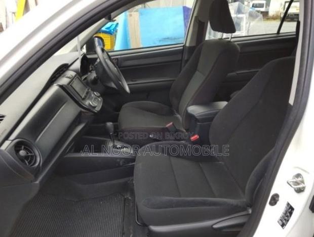 Toyota Axio 2021 Pearl