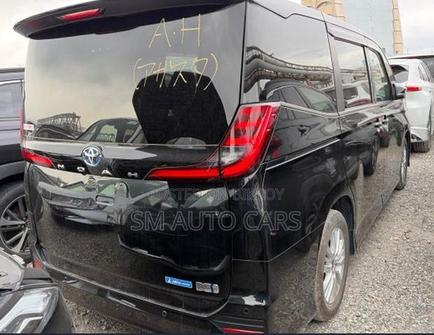 Toyota Noah 2022 Black