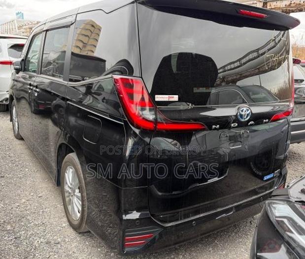 Toyota Noah 2022 Black