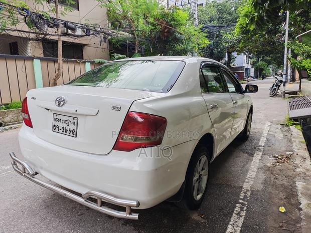 Toyota Axio 2009 White