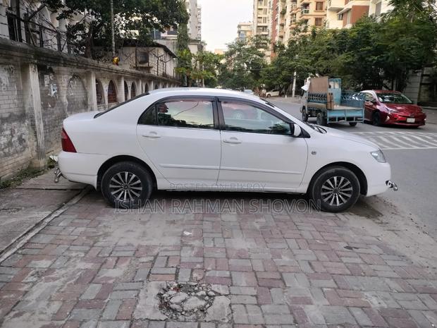 Toyota Corolla 2005 White